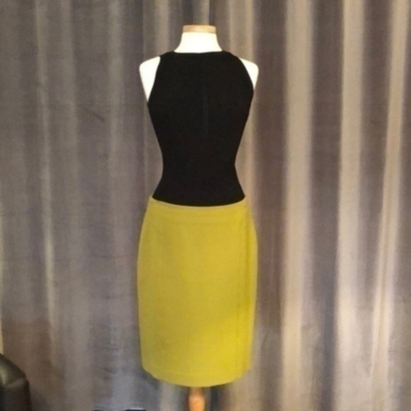 Semantiks skirt olive/ green size 12P (EUC) minimalist midi - Picture 1 of 12